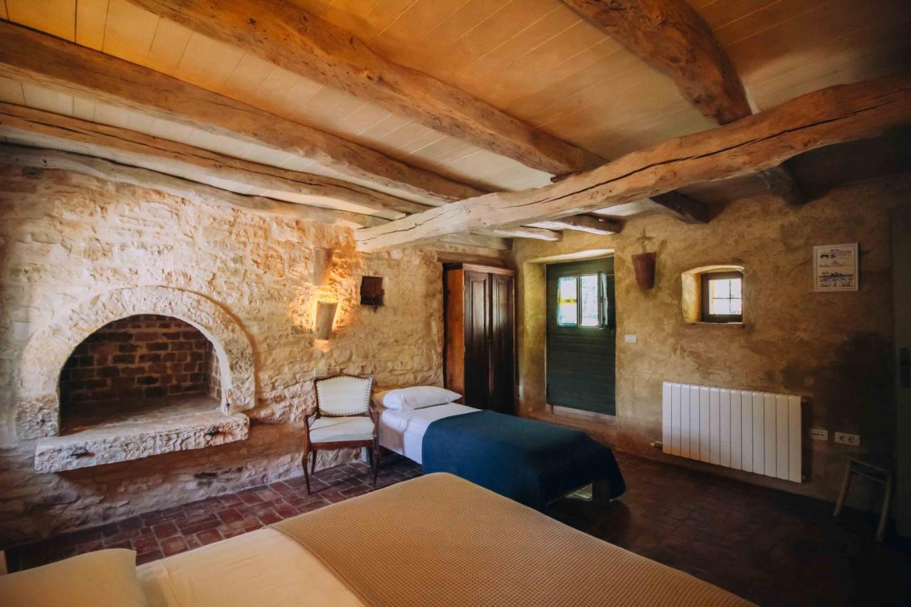 Arbalovija Rustic * Sivati