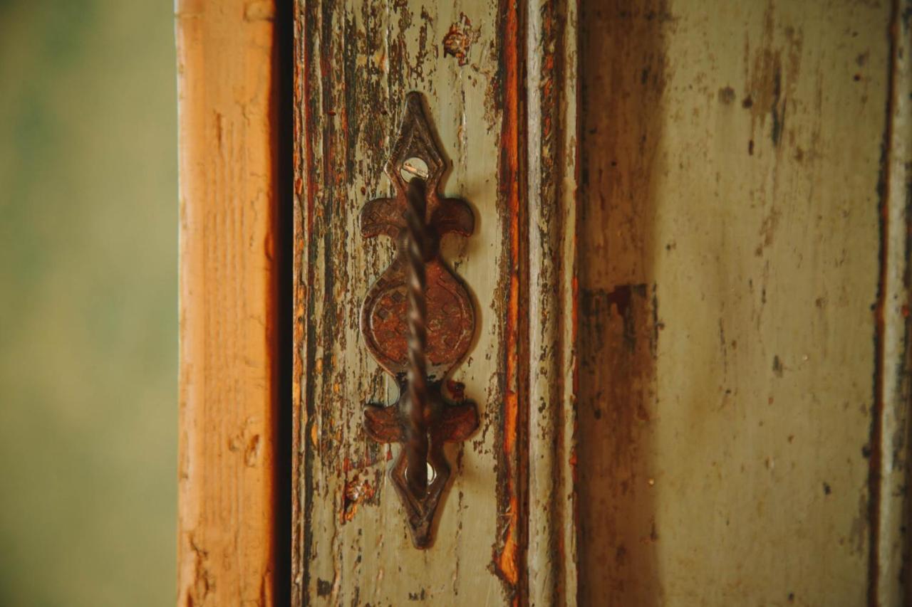 Arbalovija Rustic * Sivati
