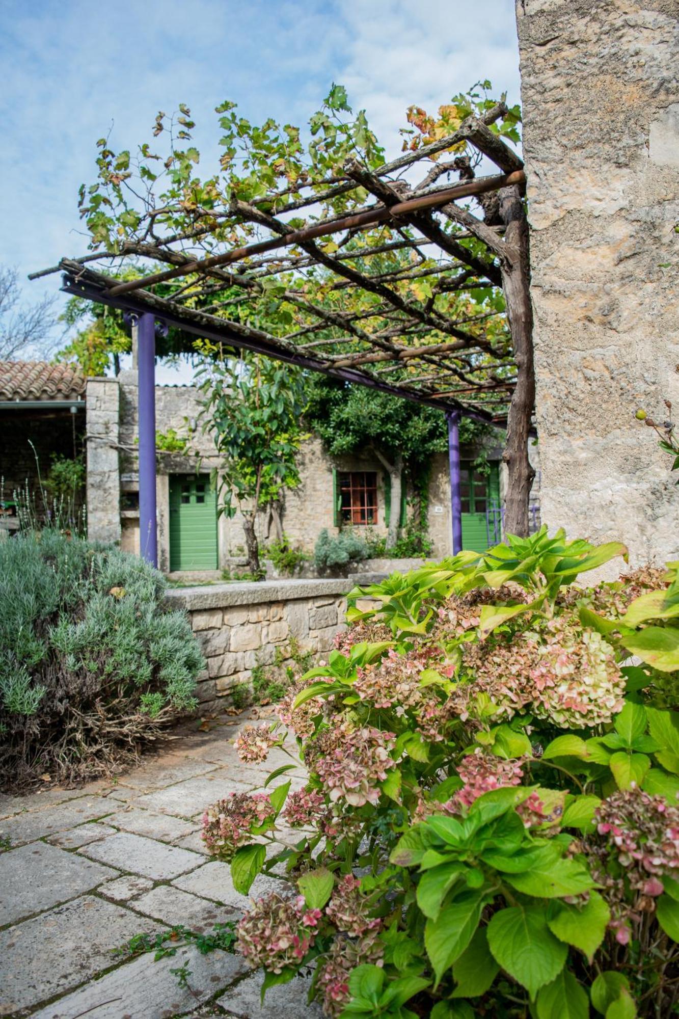 Villa Arbalovija Rustic Sivati